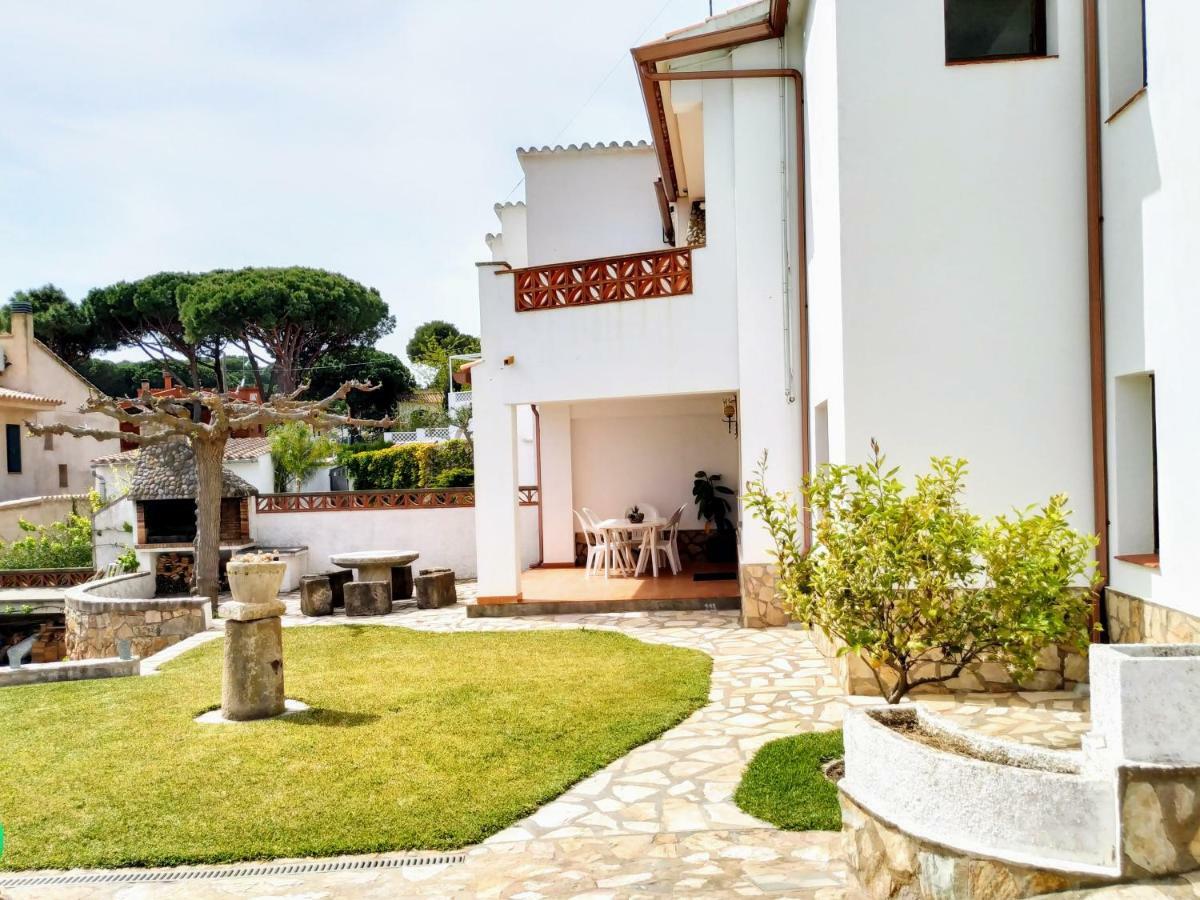 Vacay Apartamento Montgo, Agradable Jardin! En Costa Brava L'Escala! Exterior foto
