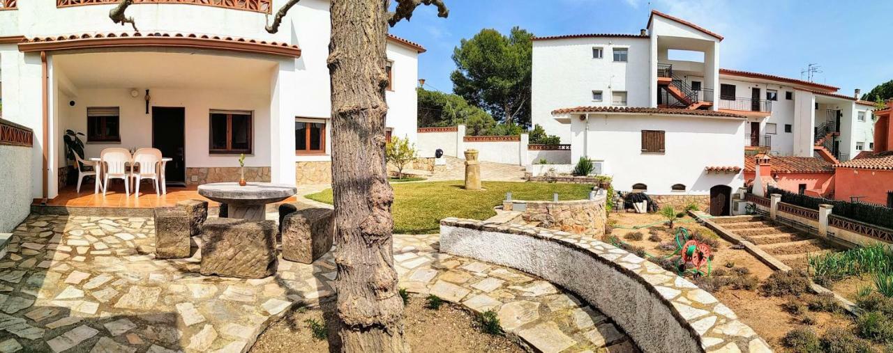 Vacay Apartamento Montgo, Agradable Jardin! En Costa Brava L'Escala! Exterior foto