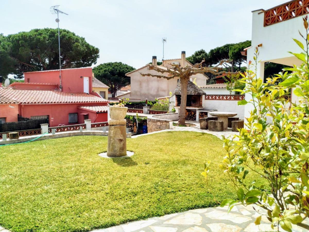 Vacay Apartamento Montgo, Agradable Jardin! En Costa Brava L'Escala! Exterior foto