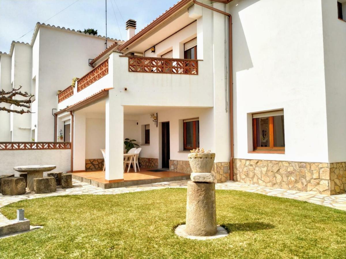 Vacay Apartamento Montgo, Agradable Jardin! En Costa Brava L'Escala! Exterior foto